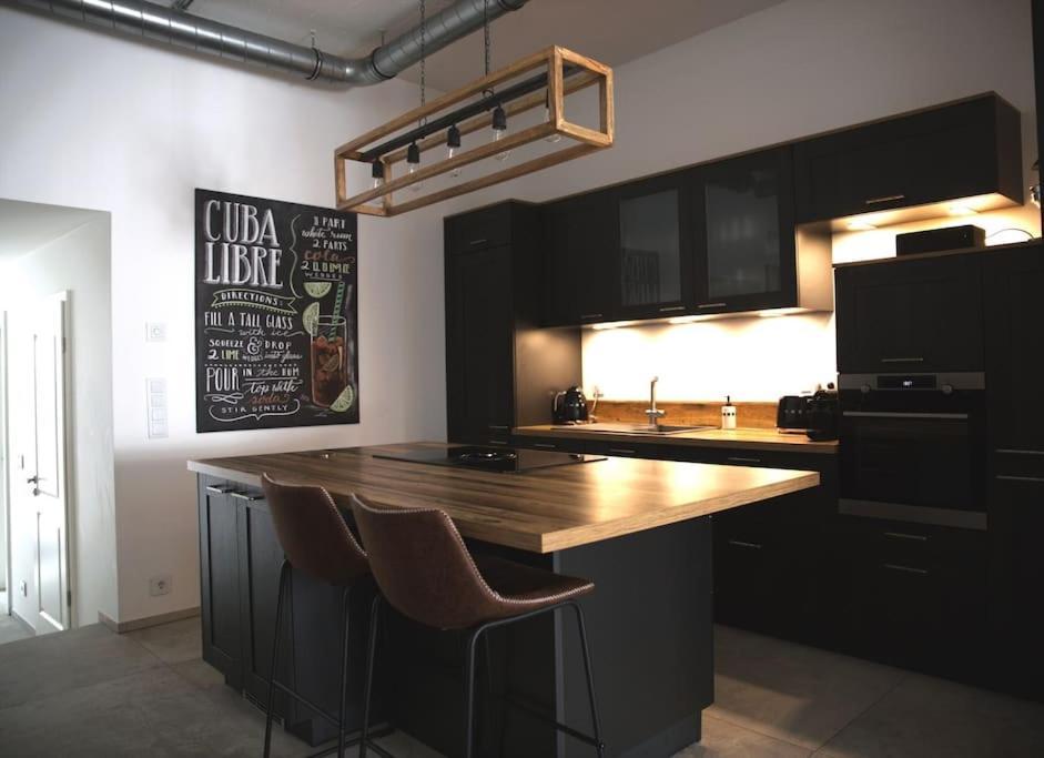 Beautiful Design 2 Bedroom Loft Mertert Bagian luar foto