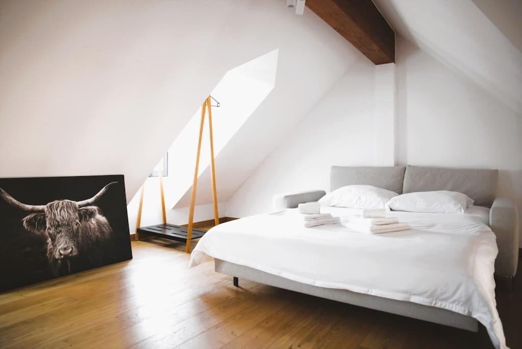 Beautiful Design 2 Bedroom Loft Mertert Bagian luar foto